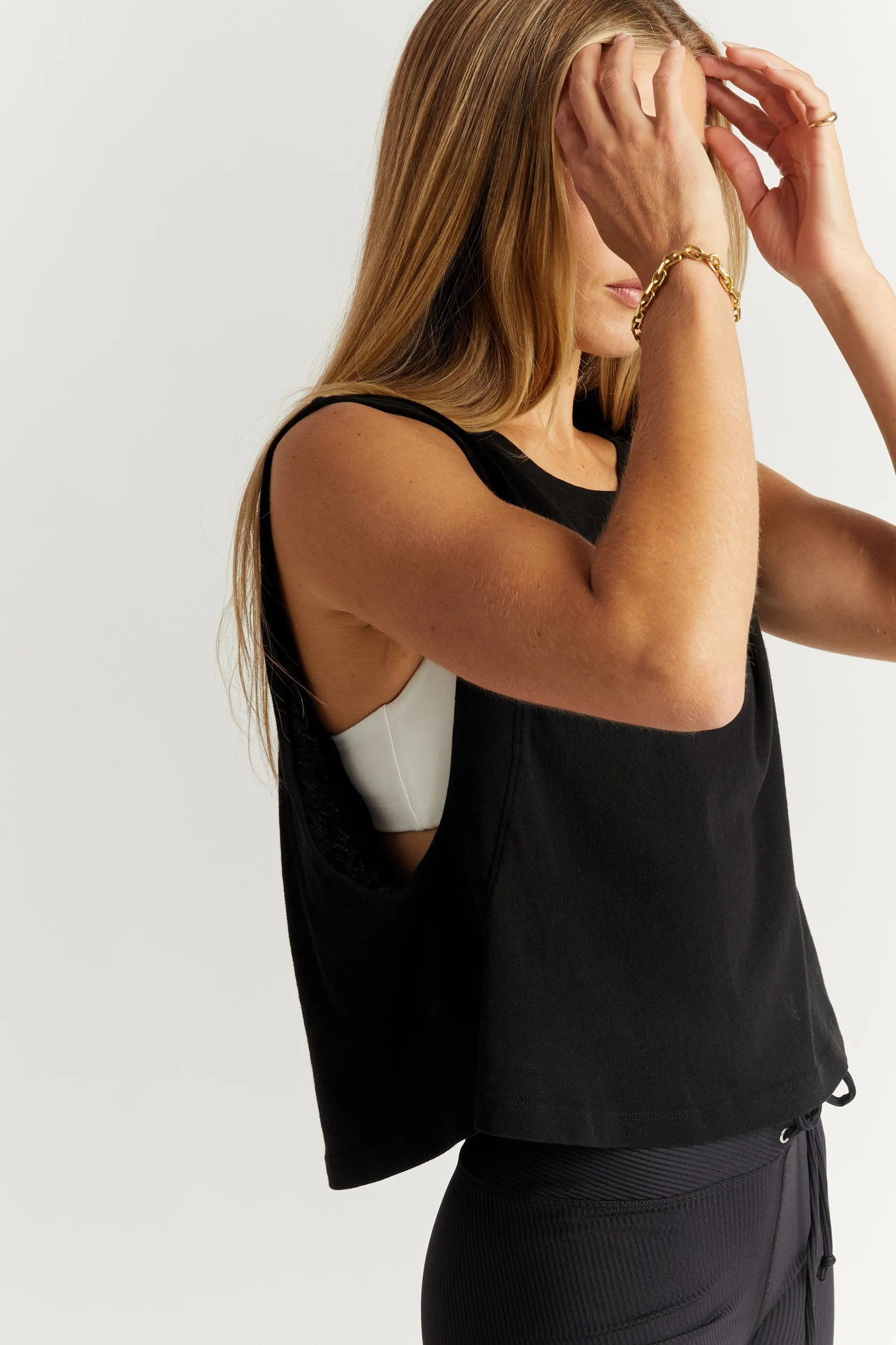 Flow Cropped Muscle Tank