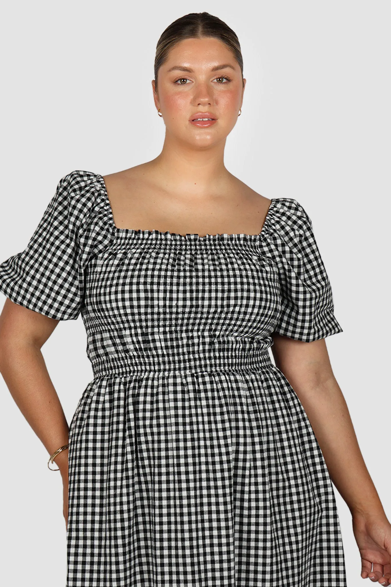 ISMAE MAXI DRESS B&W GINGHAM