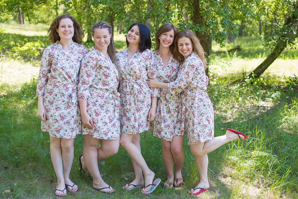 White Vintage Chic Floral Pattern Bridesmaids Robes